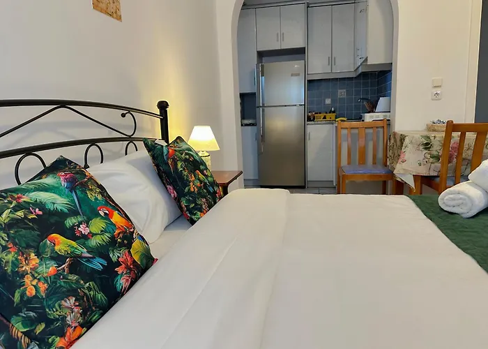 Green Parrot Apartments