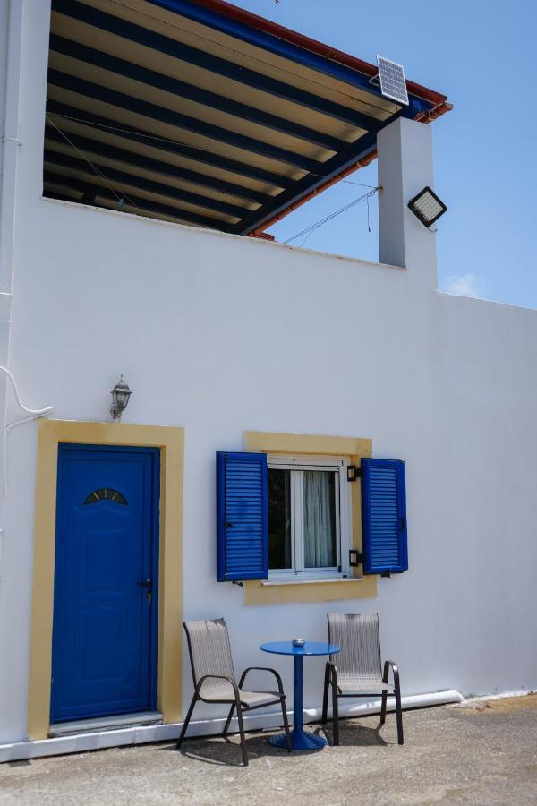 Parrot Holiday home